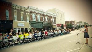 Banquet on street